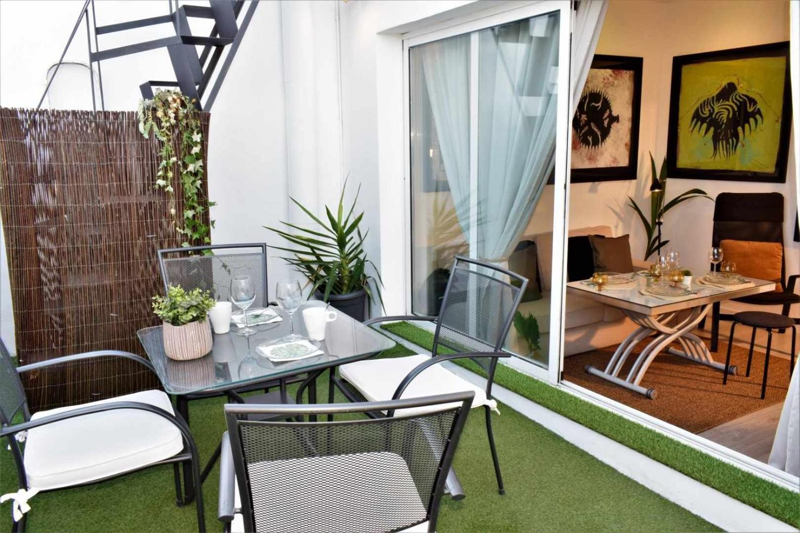 Apartment Atico De Arte Banado En Sol